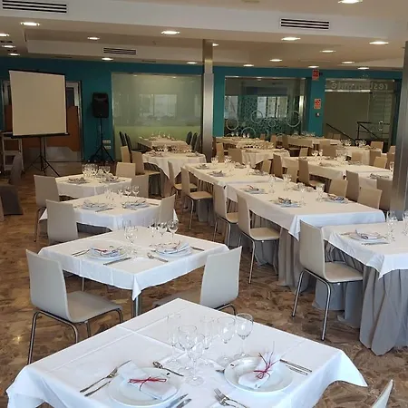 Otel Castilla 3*